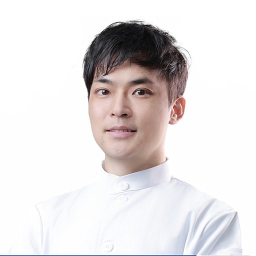 何冰浩(种植科副主任)
